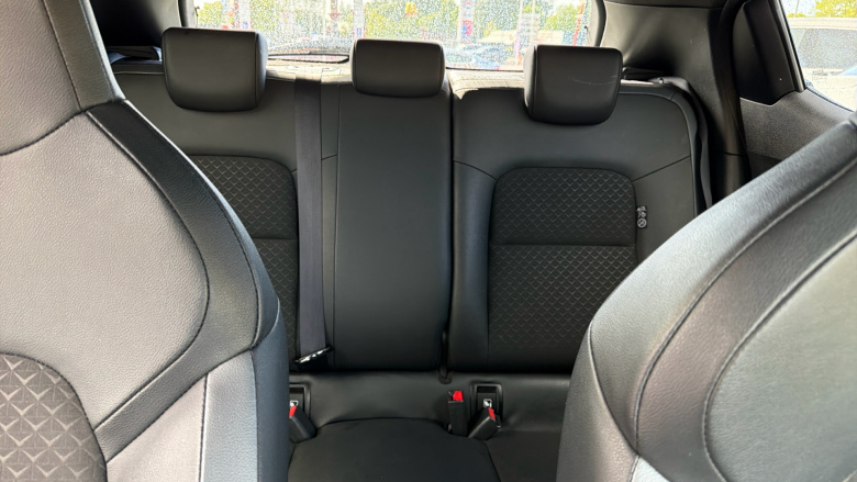 Nissan Juke 1.6 Hybrid N-Connecta 5dr Auto Hybrid Hatchback